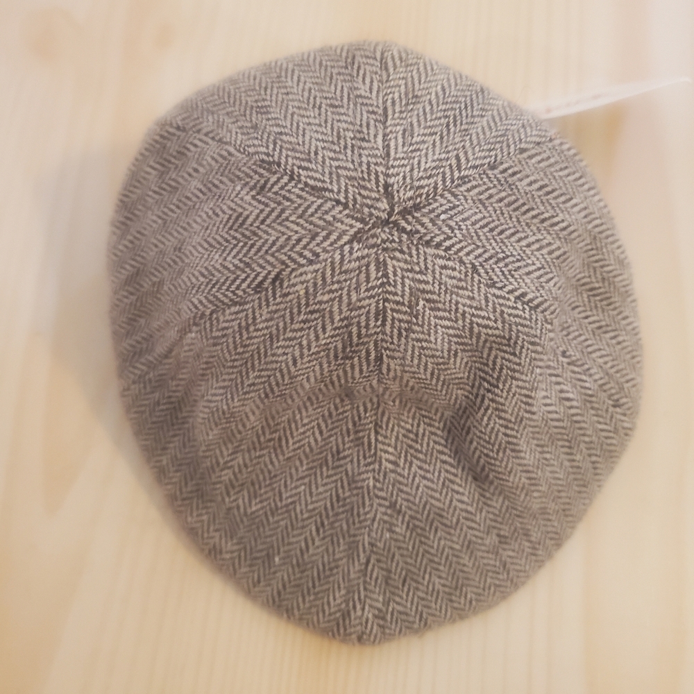Cat & Jack Herringbone Hat - Size Newborn
